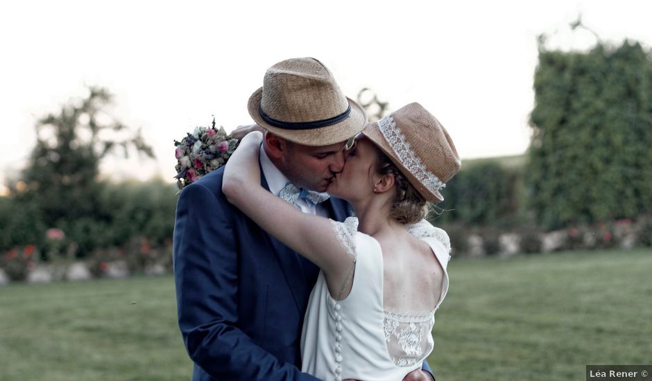 Le mariage de Mickaël et Caroline à Villefranche-sur-Saône, Rhône