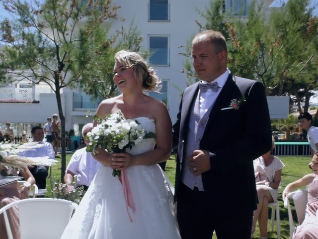 Le mariage de Edouard et Sophie à Bapaume, Pas-de-Calais 15