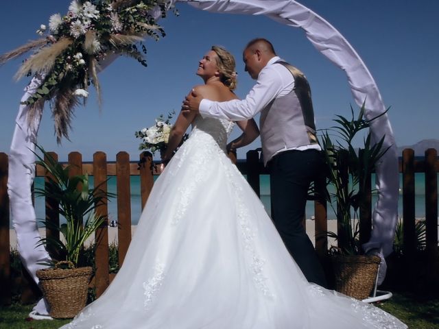 Le mariage de Edouard et Sophie à Bapaume, Pas-de-Calais 24