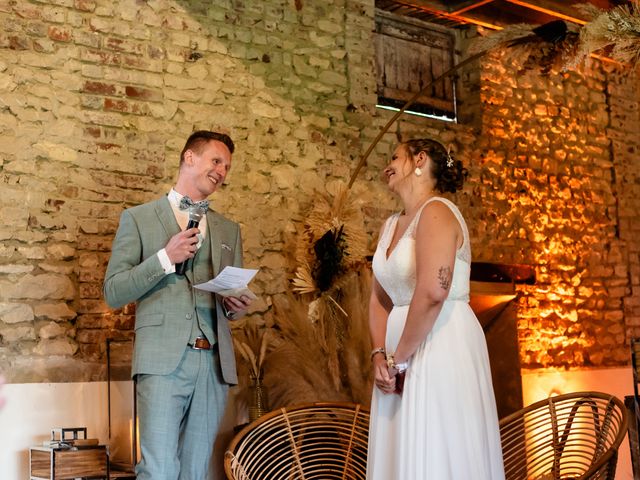 Le mariage de Valentin et Adélaïde à Vexin-sur-Epte, Eure 23
