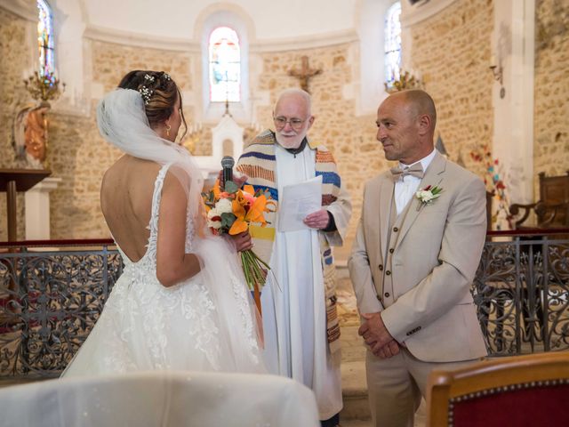 Le mariage de Aline et Claude à Vouneuil-sous-Biard, Vienne 25
