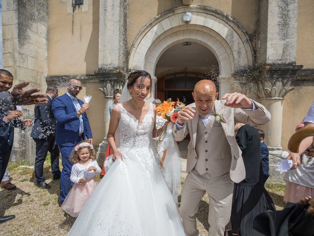 Le mariage de Aline et Claude à Vouneuil-sous-Biard, Vienne 30