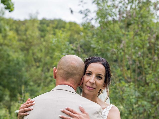 Le mariage de Aline et Claude à Vouneuil-sous-Biard, Vienne 43