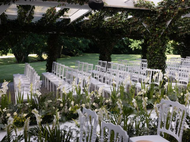 Le mariage de Isaac et Magali à Paris, Paris 16