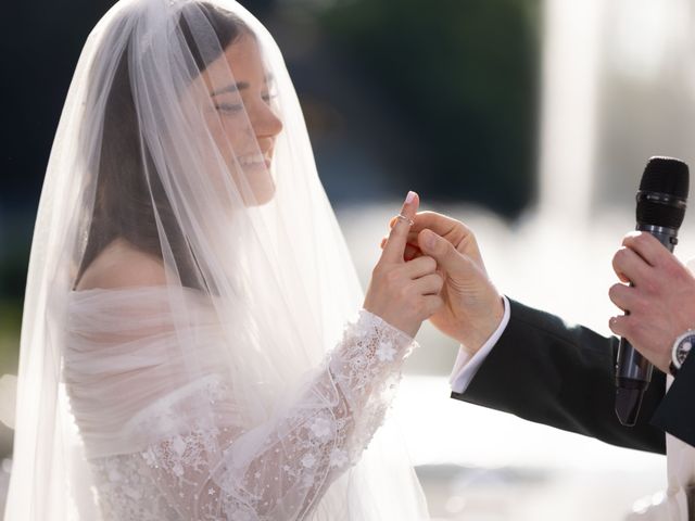 Le mariage de Isaac et Magali à Paris, Paris 22