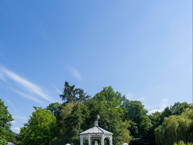 Le mariage de Isaac et Magali à Paris, Paris 29