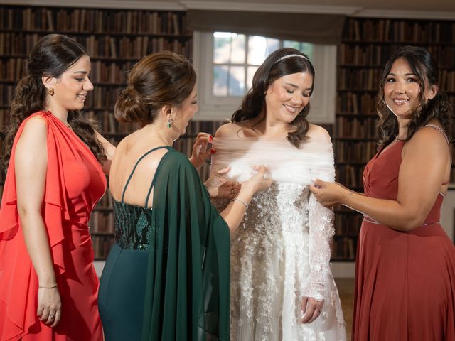 Le mariage de Isaac et Magali à Paris, Paris 34