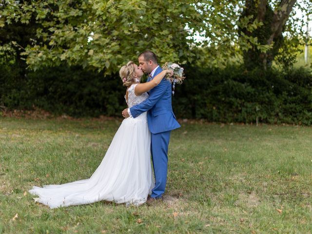 Le mariage de Antoine et Roxane à Orgon, Bouches-du-Rhône 39