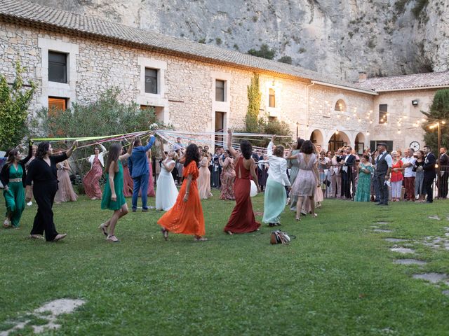 Le mariage de Antoine et Roxane à Orgon, Bouches-du-Rhône 51