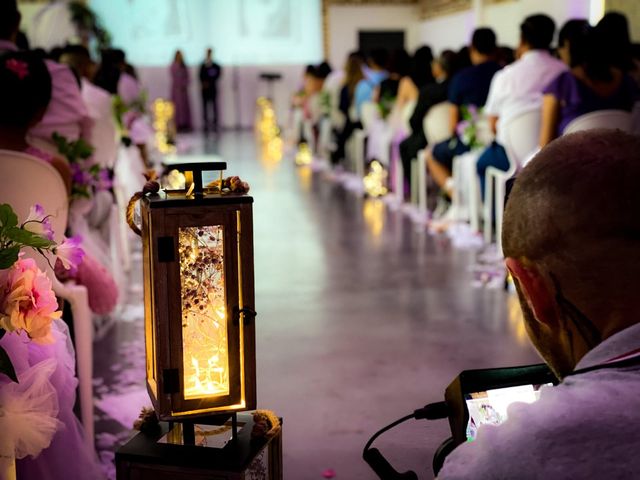 Le mariage de Camille et Thomas  à Toulouse, Haute-Garonne 12