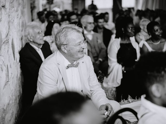 Le mariage de Lionel et Laura à Villeneuve-Loubet, Alpes-Maritimes 34