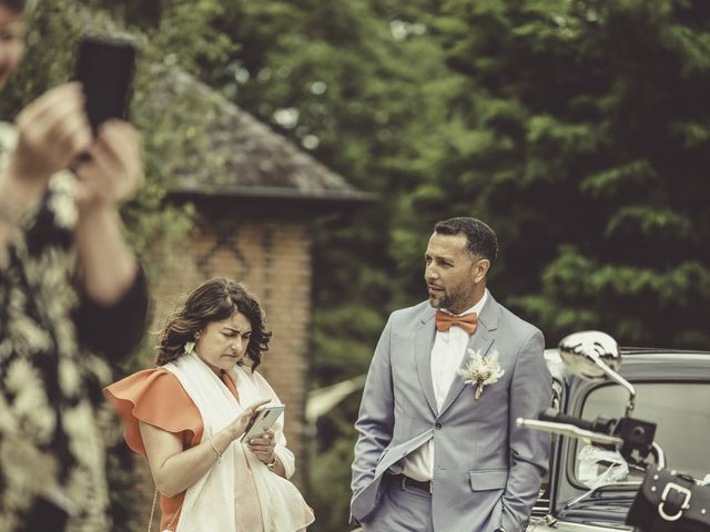 Le mariage de Xavier et Natalia à Fleury-les-Aubrais, Loiret 54
