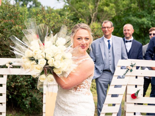 Le mariage de KEVIN et MELANIE à La Suze-sur-Sarthe, Sarthe 41