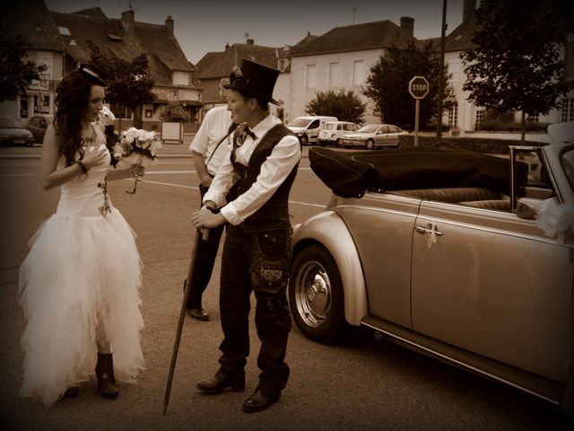 Le mariage de Emilie et Vanessa  à Boulleret, Cher 4