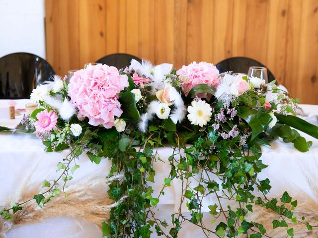 Le mariage de Christophe  et Justine  à Unieux, Loire 6