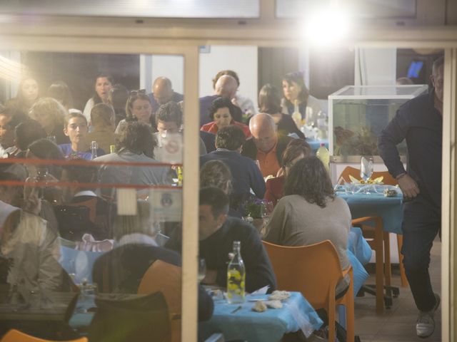 Le mariage de Pierre et Chantal à Marseille, Bouches-du-Rhône 14