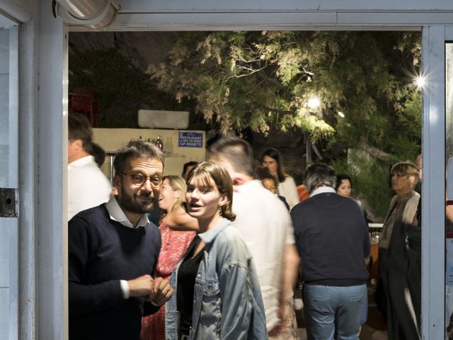 Le mariage de Pierre et Chantal à Marseille, Bouches-du-Rhône 18