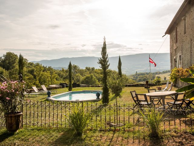 Le mariage de Kévin et Pauline à Moye, Haute-Savoie 15