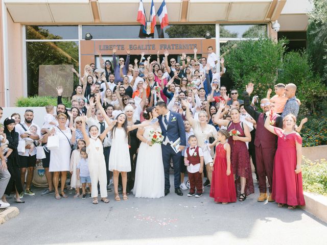 Le mariage de Yannick et Adeline à La Ciotat, Bouches-du-Rhône 21