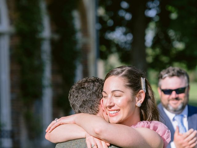 Le mariage de Rob et Emma à Courtomer, Orne 40