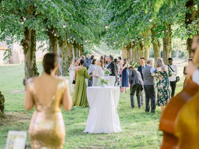 Le mariage de Rob et Emma à Courtomer, Orne 61