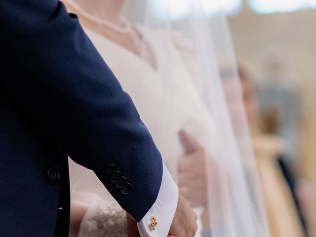 Le mariage de Marie-Hermine et Thibault à Saumur, Maine et Loire 17