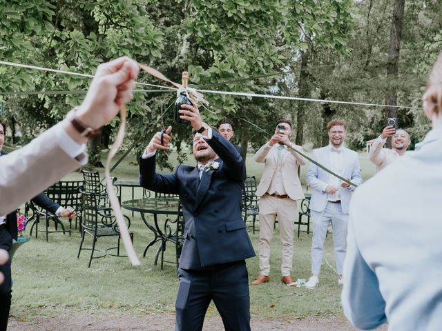 Le mariage de Cyriaque et Coralie à Gosnay, Pas-de-Calais 14