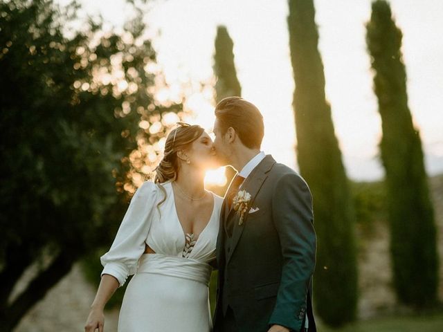 Le mariage de Thomas et Lisa à Grignan, Drôme 4