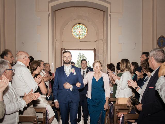 Le mariage de Antoine et Claudia à Peyrins, Drôme 44