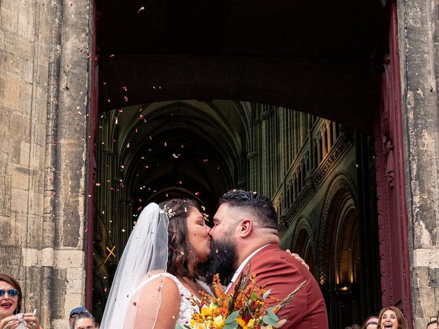 Le mariage de Yohan et Typhaine à Bayeux, Calvados 2