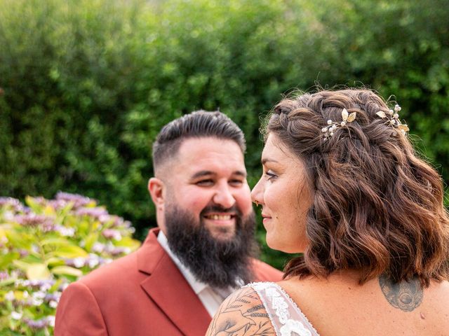 Le mariage de Yohan et Typhaine à Bayeux, Calvados 31