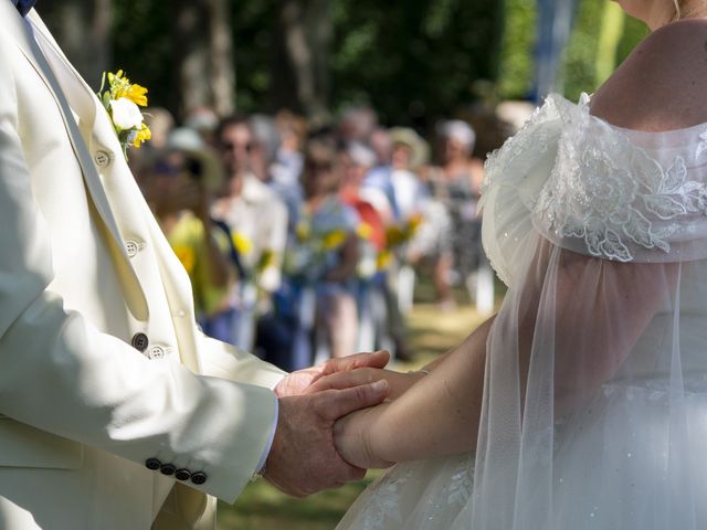 Le mariage de Etienne et Pauline à Lisieux, Calvados 32