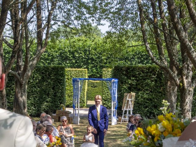 Le mariage de Etienne et Pauline à Lisieux, Calvados 34