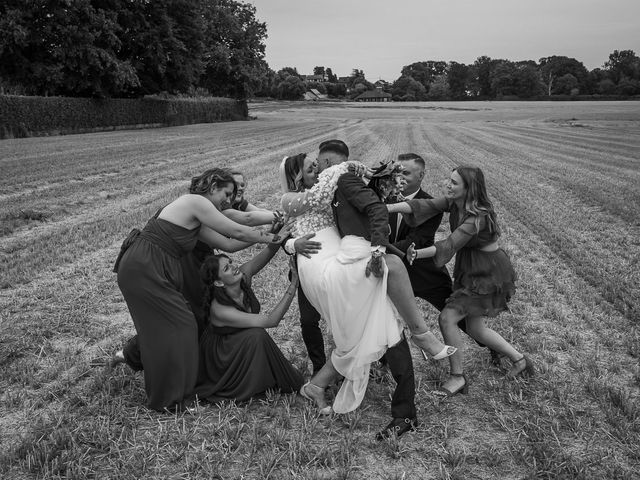 Le mariage de Pauline et Loic à Tournai, Hainaut 7