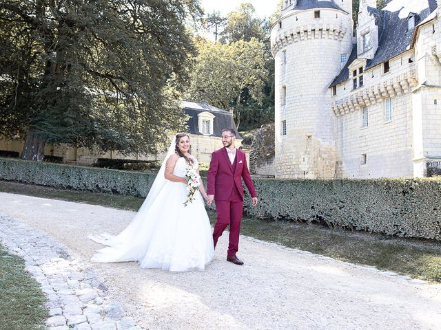 Le mariage de Damien et Emeline à Bréhémont, Indre-et-Loire 1