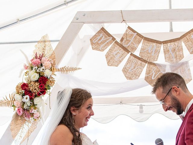 Le mariage de Damien et Emeline à Bréhémont, Indre-et-Loire 34