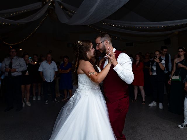 Le mariage de Damien et Emeline à Bréhémont, Indre-et-Loire 56