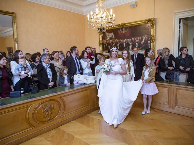 Le mariage de Adrien et Marie à Charny-Orée-de-Puisaye, Yonne 24