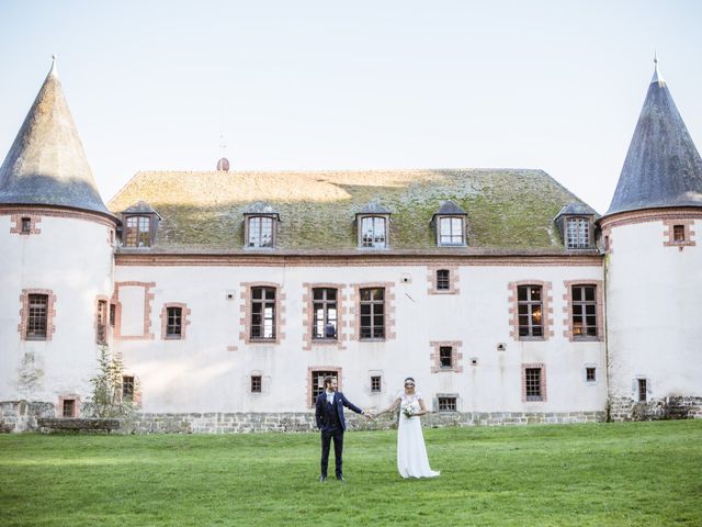 Le mariage de Adrien et Marie à Charny-Orée-de-Puisaye, Yonne 32