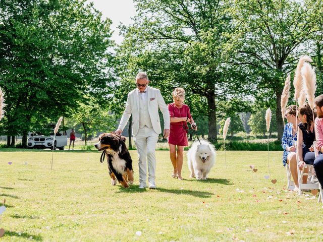 Le mariage de Doriane et Alexis à Combourg, Ille et Vilaine 24