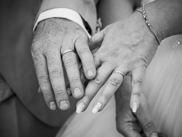 Le mariage de Fred et Audrey à Voujeaucourt, Doubs 5