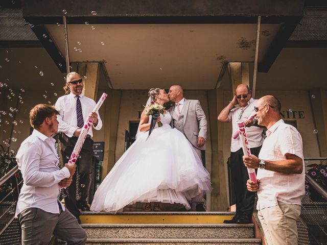 Le mariage de Fred et Audrey à Voujeaucourt, Doubs 6