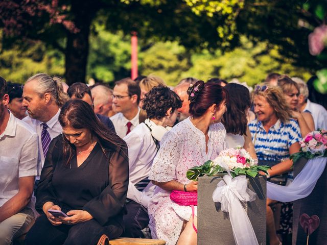 Le mariage de Fred et Audrey à Voujeaucourt, Doubs 7