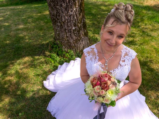 Le mariage de Fred et Audrey à Voujeaucourt, Doubs 28