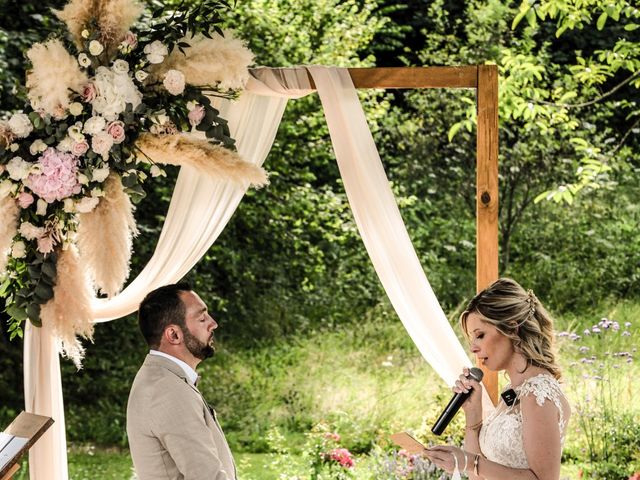 Le mariage de Ludovic et Isabelle à Merey, Eure 3