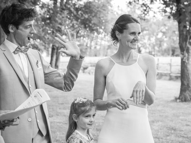 Le mariage de Alexandre et Emilie à Nivillac, Morbihan 54