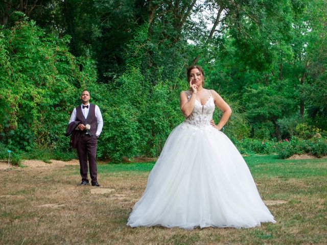 Le mariage de Guillaume et Samantha à Saint-Valérien, Yonne 5