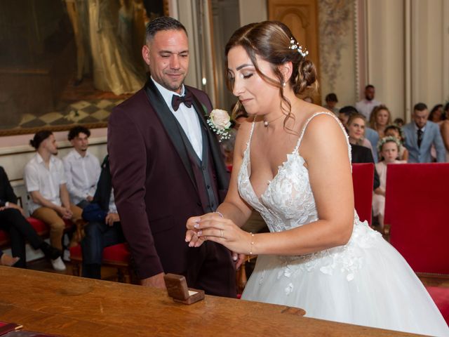 Le mariage de Guillaume et Samantha à Saint-Valérien, Yonne 25