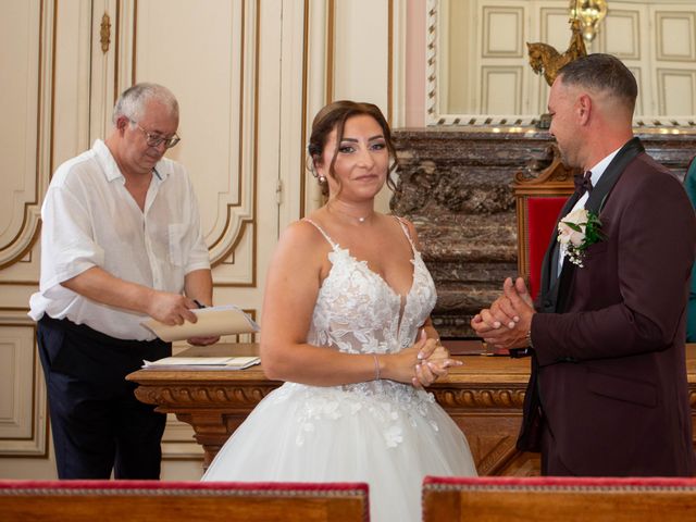 Le mariage de Guillaume et Samantha à Saint-Valérien, Yonne 43