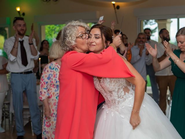 Le mariage de Guillaume et Samantha à Saint-Valérien, Yonne 46